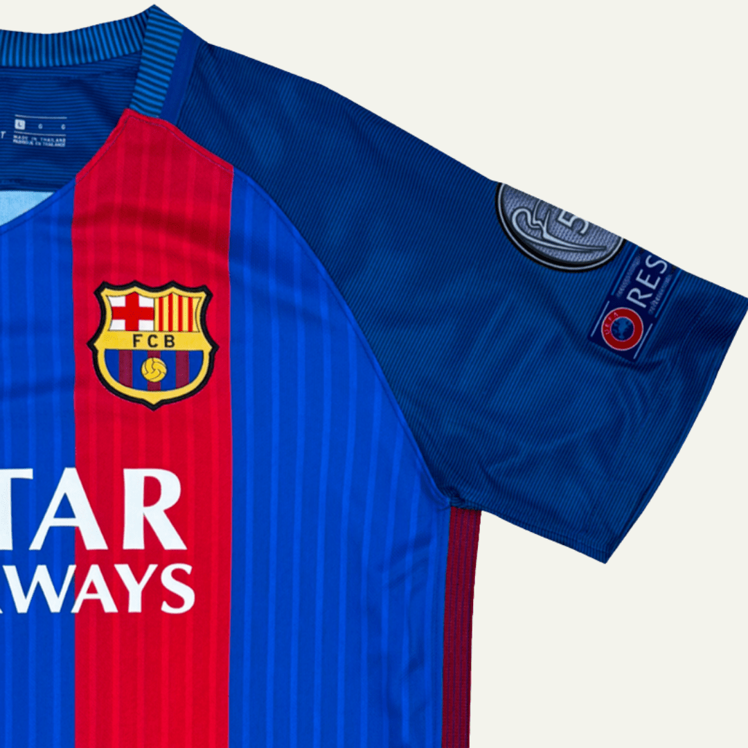 FC Barcelona 2016/17 Local - Fifas Club