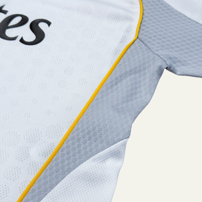 Real Madrid 2025/26 Local Versión Jugador