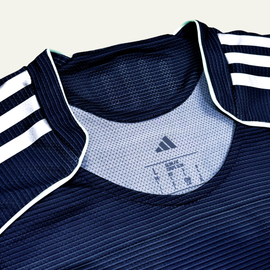 Real Madrid 2025/26 Visitante Versión Jugador