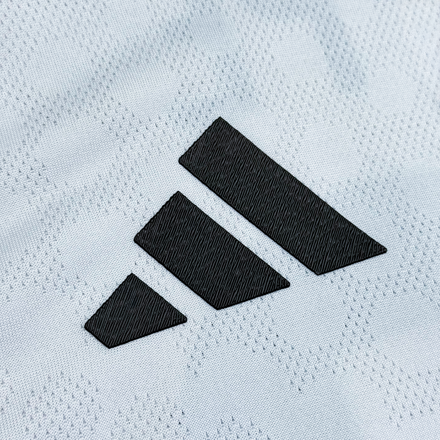 Real Madrid 2025/26 Local Versión Jugador