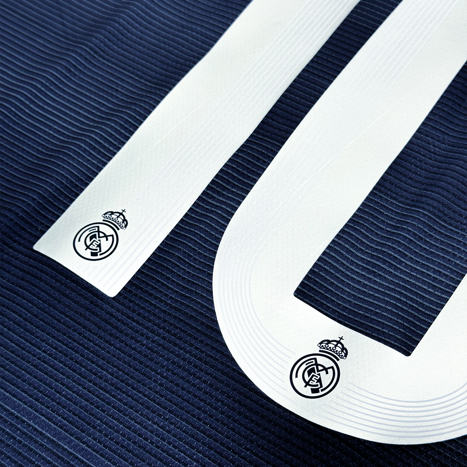 Real Madrid 2025/26 Visitante Versión Jugador