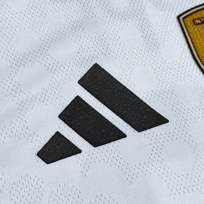 Real Madrid 2025/26 Local Versión Jugador - Express