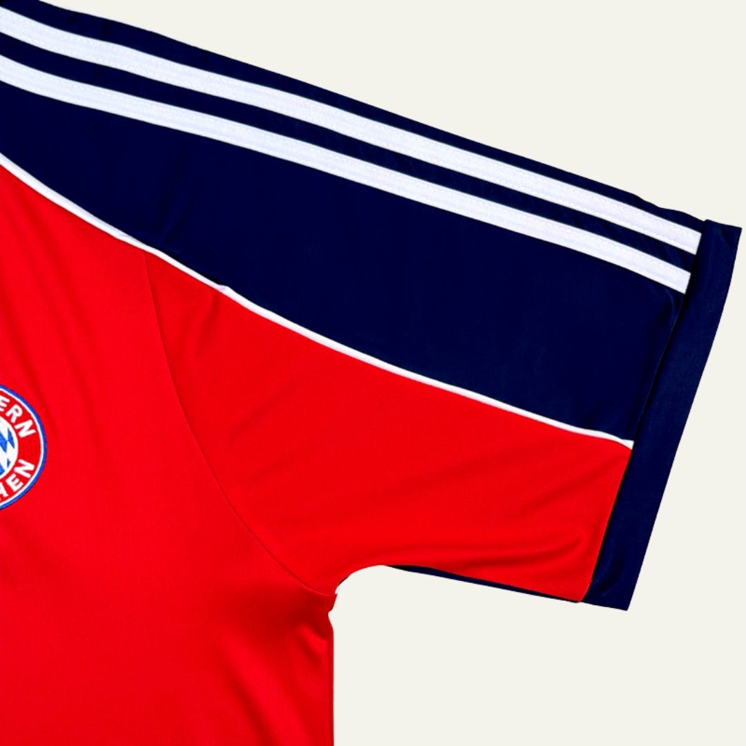 Bayern Munich 1999/01 Local - Fifas Club