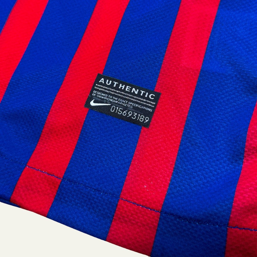FC Barcelona 2011/12 Local - Fifas Club