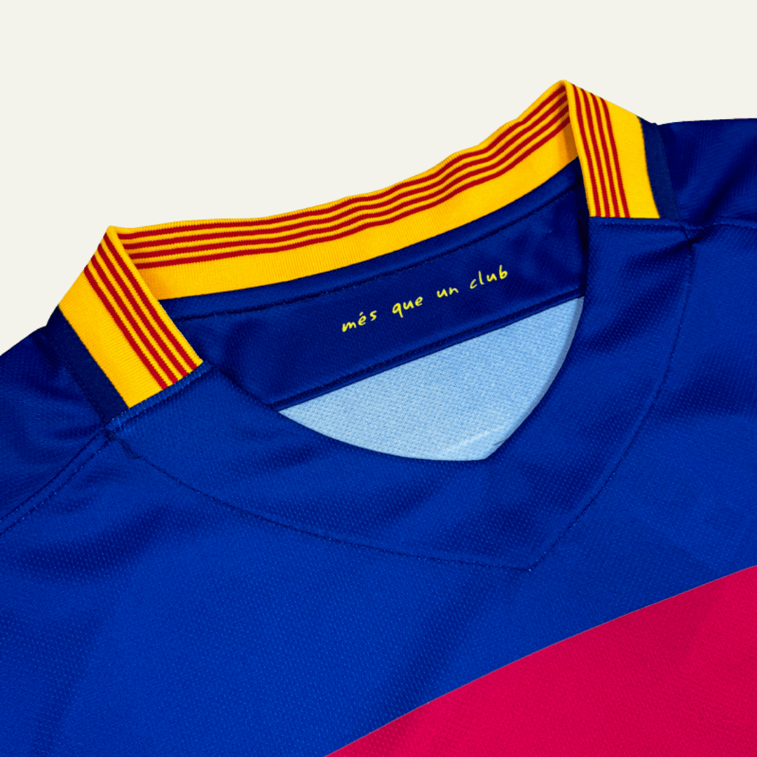 FC Barcelona 2015/16 Local - Fifas Club