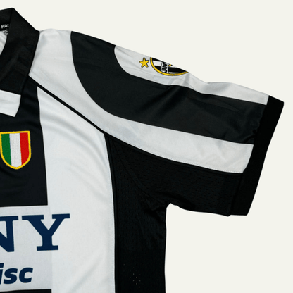 Juventus 1997/98 Local - Fifas Club