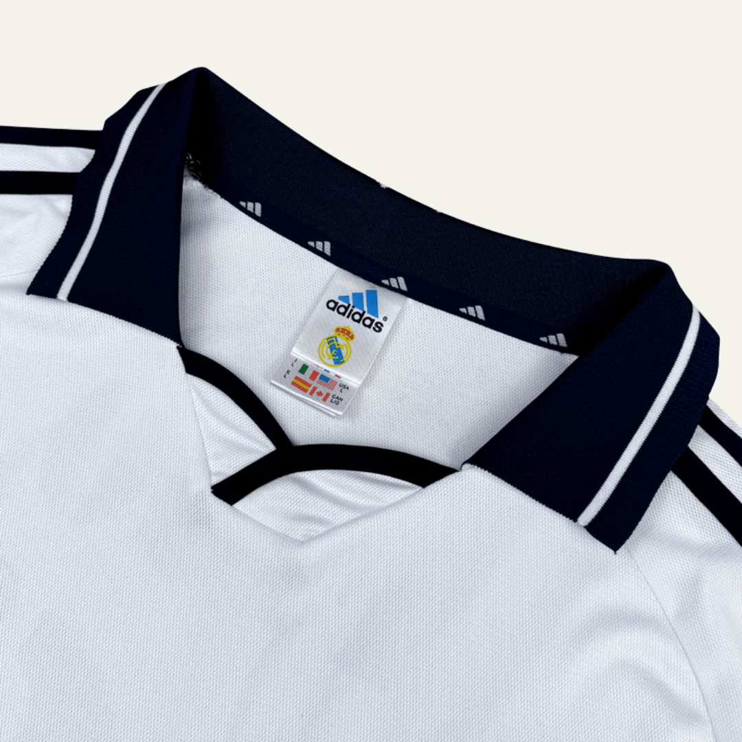 Real Madrid 2000/01 Local - Fifas Club