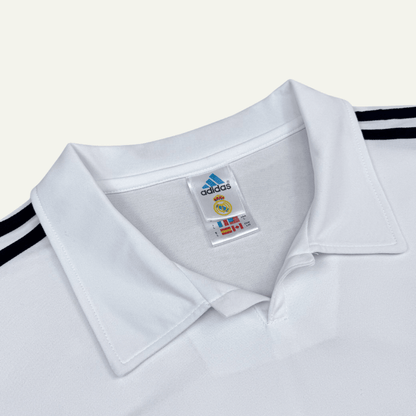 Real Madrid 2001/02 Local - Fifas Club