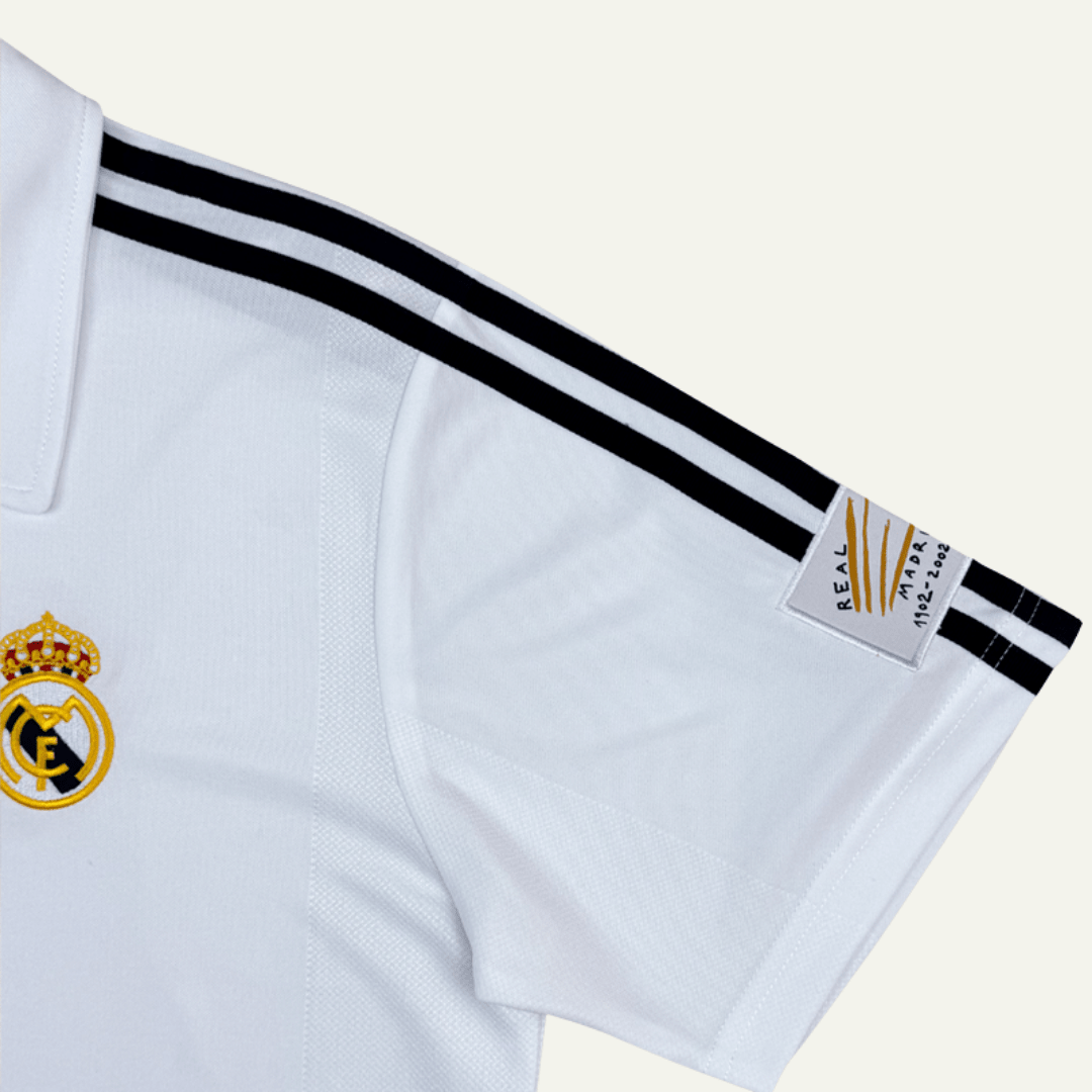 Real Madrid 2001/02 Local - Fifas Club