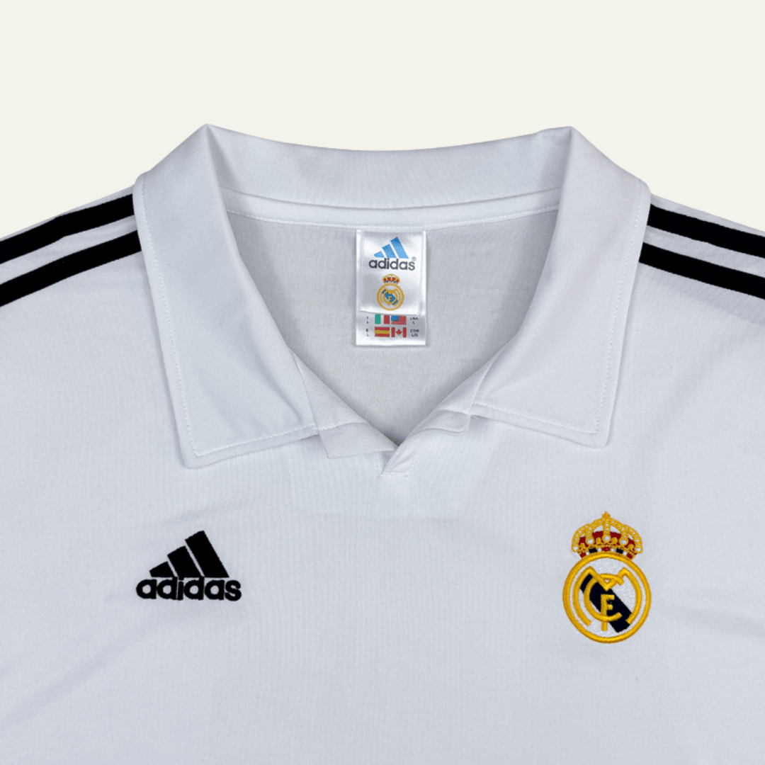 Real Madrid 2001/02 Local - Fifas Club