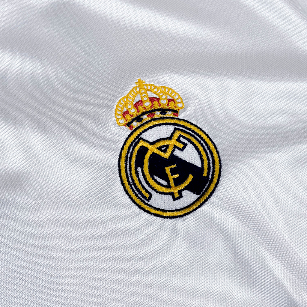 Real Madrid 2004/05 Local - Fifas Club