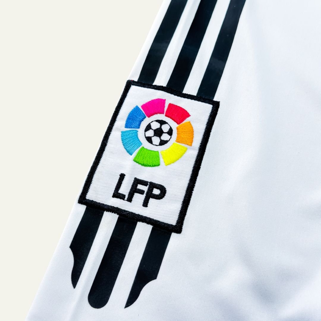 Real Madrid 2005/06 Local - Fifas Club