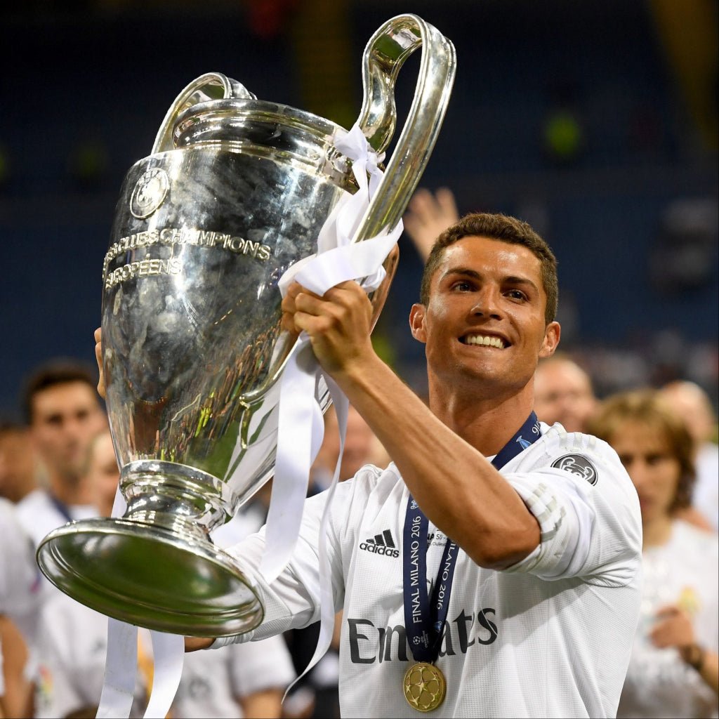 Real Madrid 2015/16 Local - Fifas Club