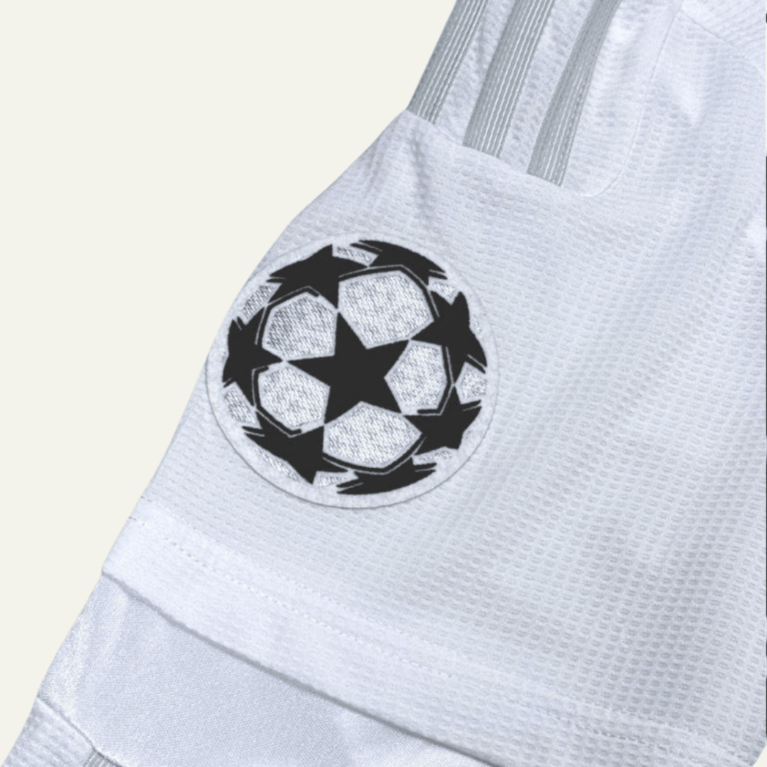 Real Madrid 2015/16 Local - Fifas Club