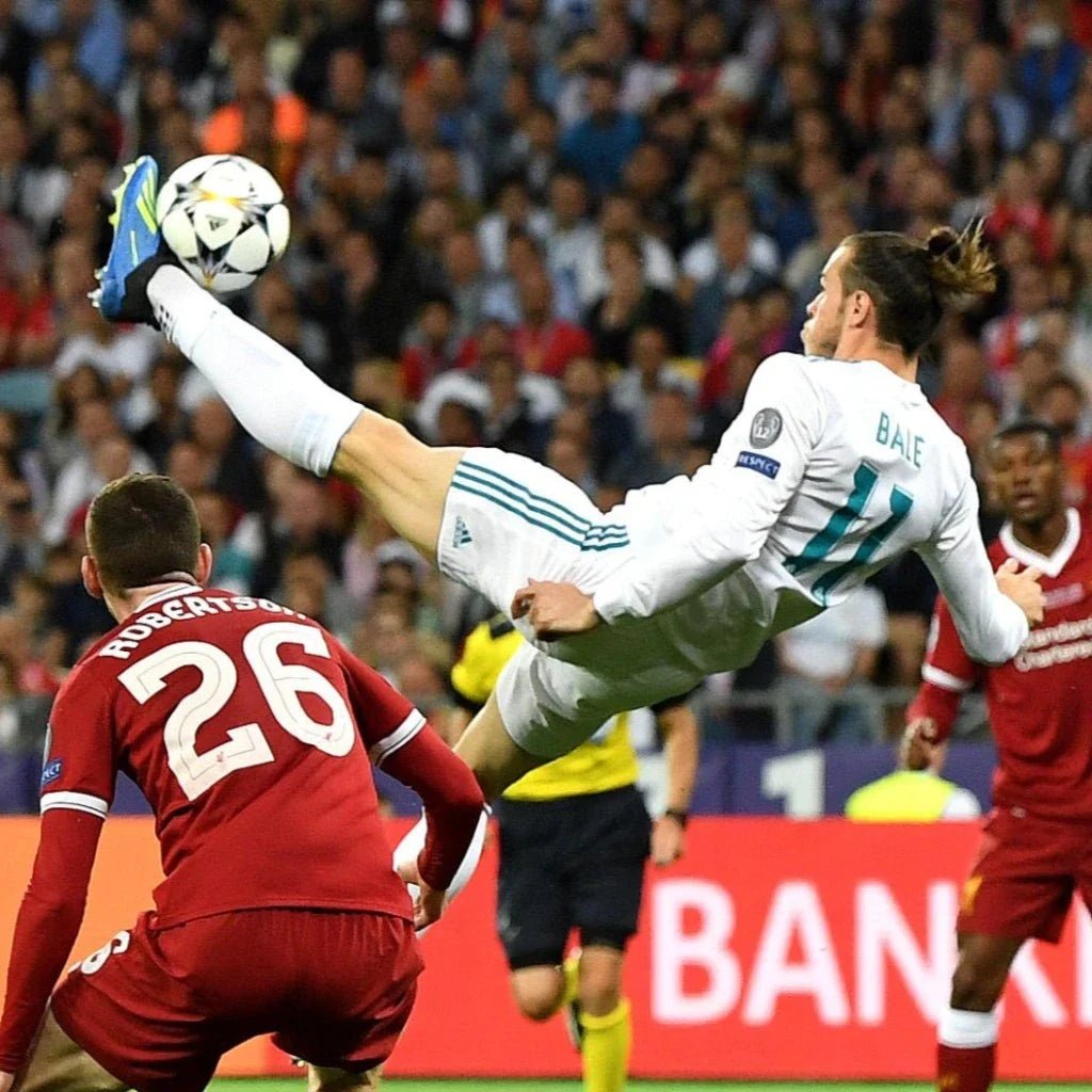 Real Madrid 2017/18 Local - Fifas Club