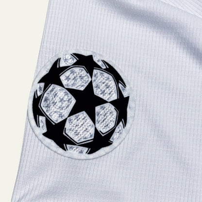 Real Madrid 2019/20 Local - Fifas Club