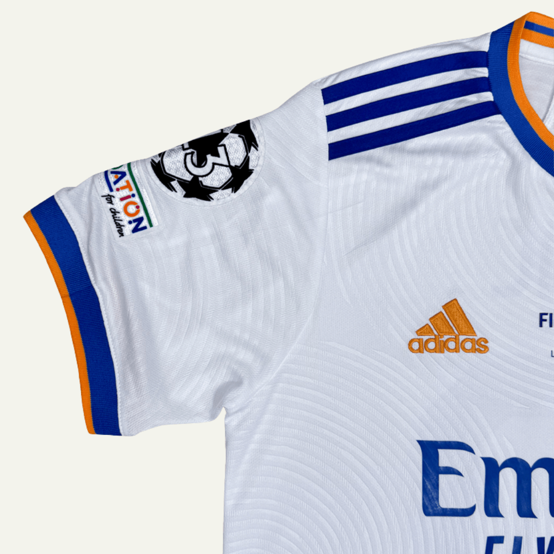 Real Madrid 2021/22 Local - Fifas Club