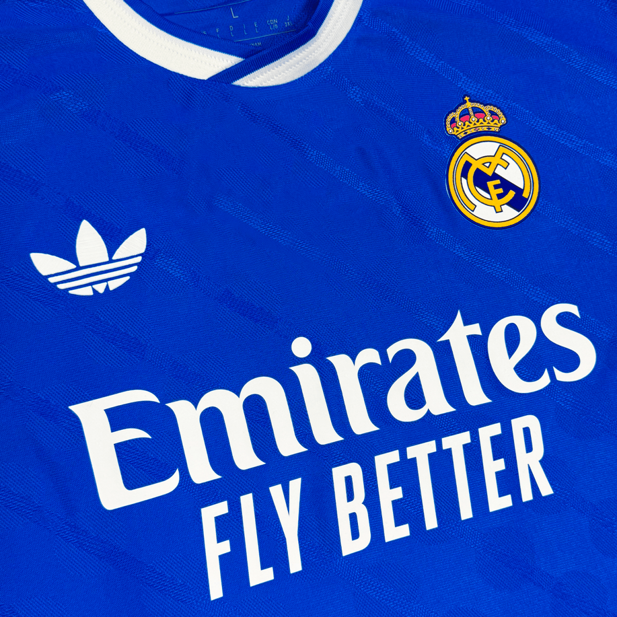 Real Madrid 2025/26 Tercera Versión Jugador - Fifas Club