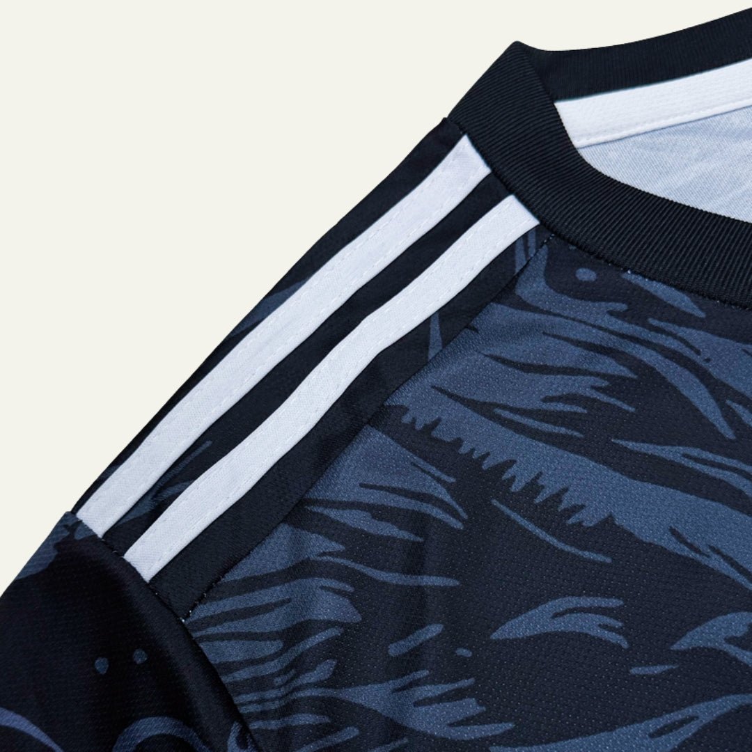 Real Madrid Edición Especial Dragón - Fifas Club