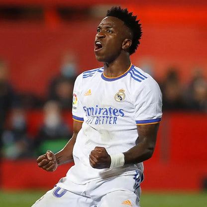 Real Madrid 2021/22 Local